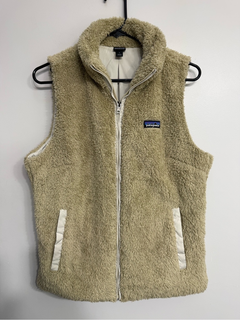 Patagonia Los Gatos Vest - Picture 2 of 4